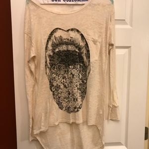 Mint! Designer Lauren Moshi mouth peace shirt